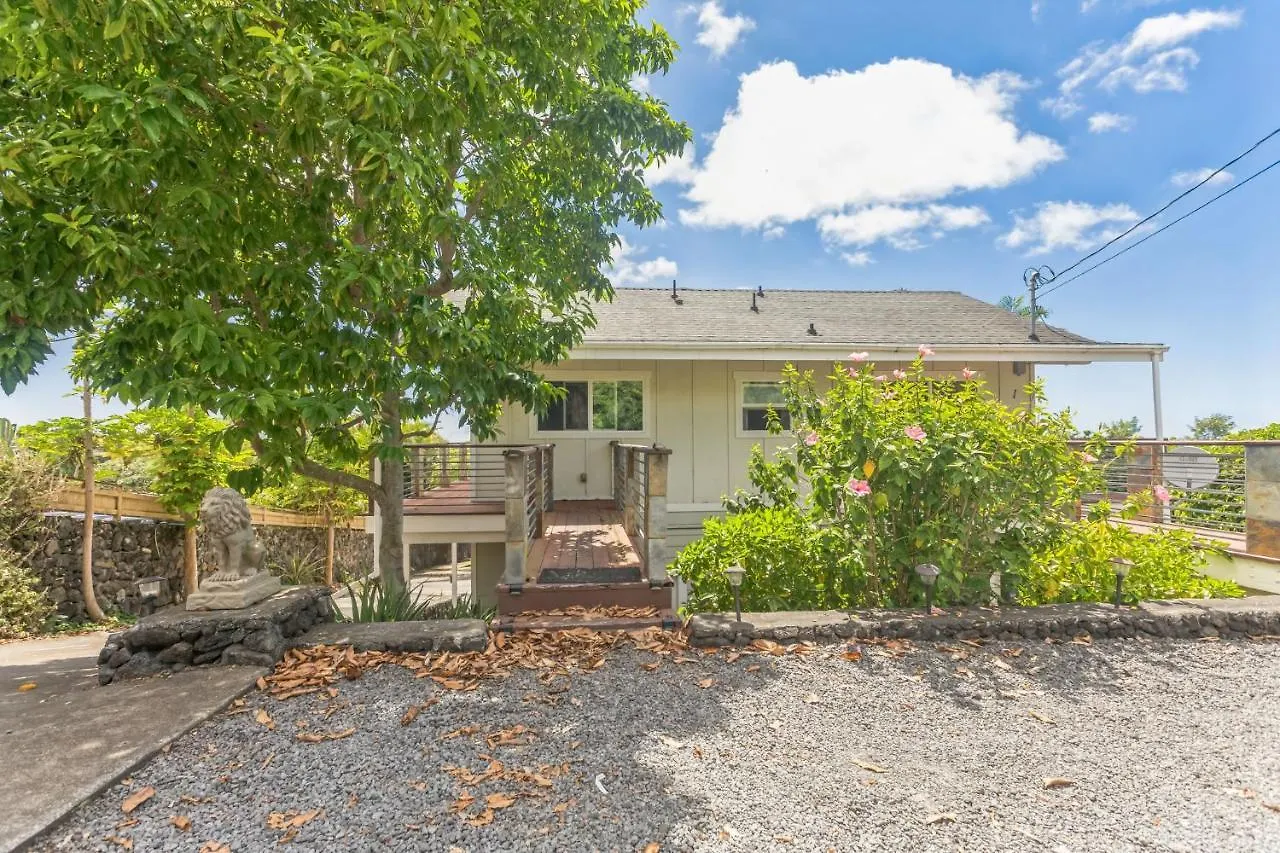 Holiday home Cozy Sunset Views With Lanai - Close To Beach Home Kailua-Kona United States